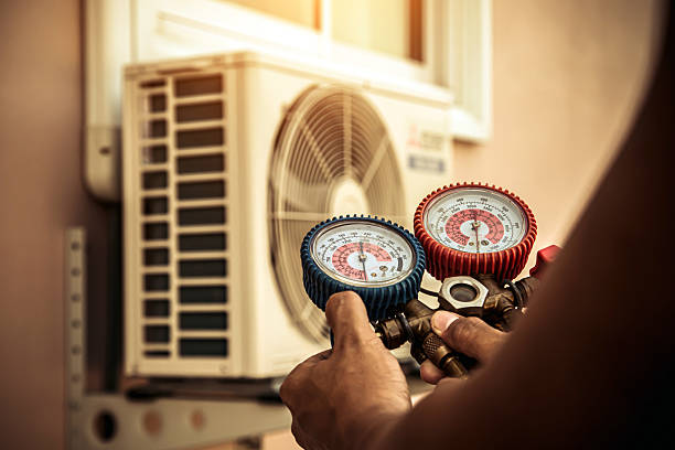 Professional Ac Installation technician working in Mathews, AL